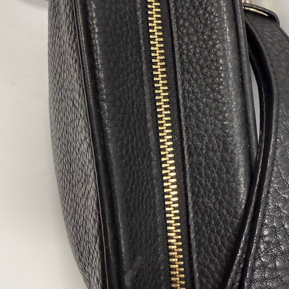 Gucci Black Leather Crossbody Bag with Tassel - Picture 6 of 12